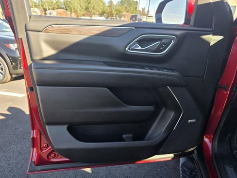 Used 2021 Chevrolet Tahoe Z71 image 11