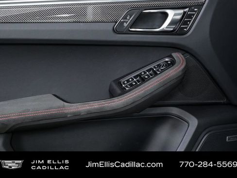 Used 2023 Porsche Macan GTS image 7
