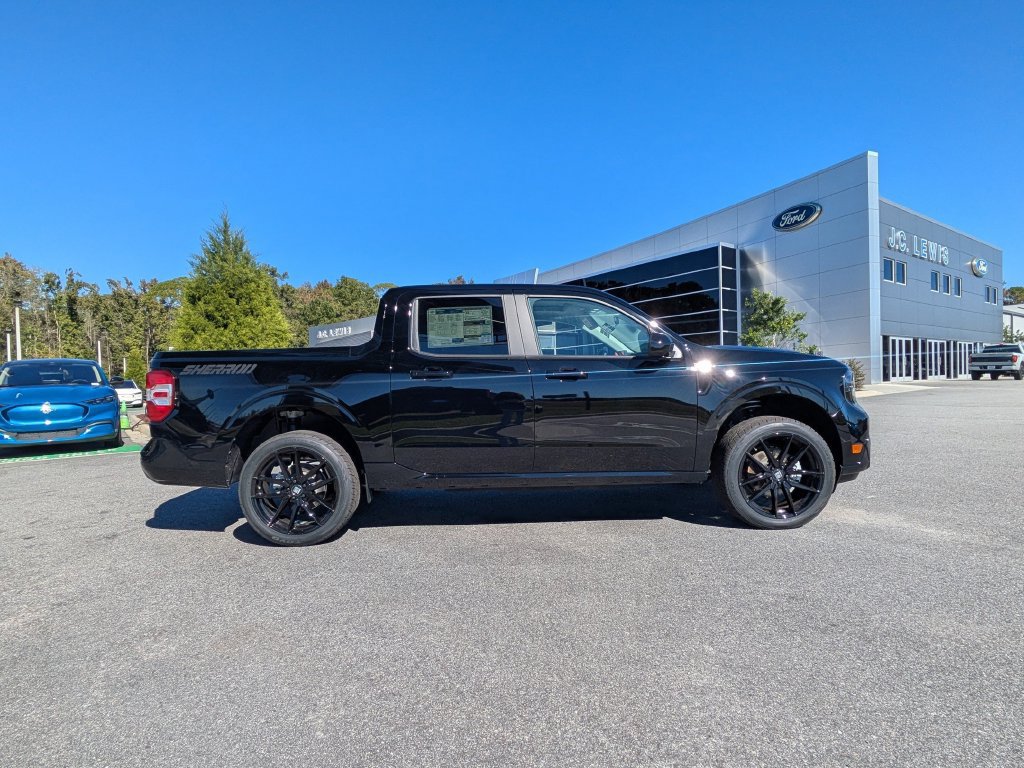 New 2026 Ford Maverick XLT w/ XLT Luxury Package FWD image 4