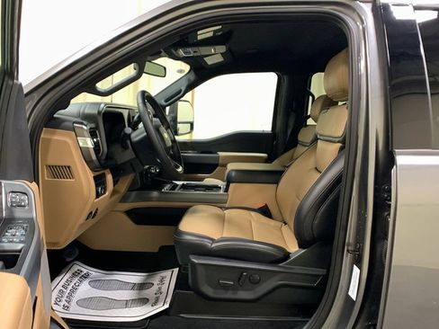 Certified 2025 Ford F350 Lariat w/ Lariat Ultimate Package AWD/4WD image 29