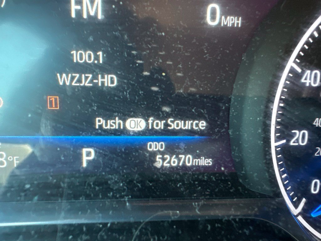 Used 2022 Toyota Venza XLE AWD/4WD image 18