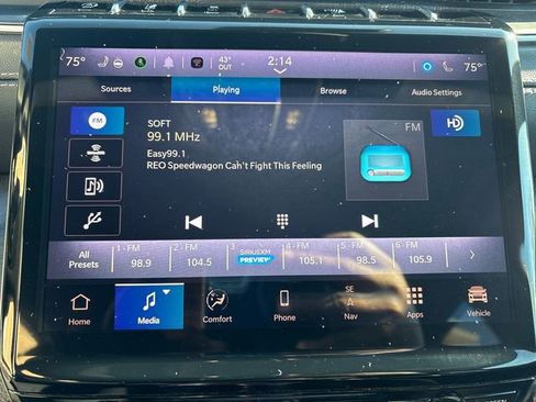 Used 2024 Jeep Grand Cherokee Limited image 32