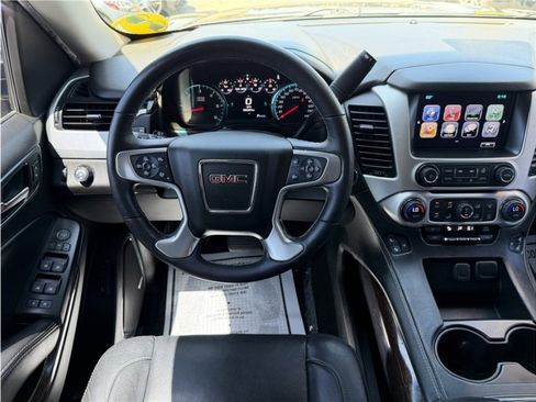 Used 2017 GMC Yukon SLT RWD image 39