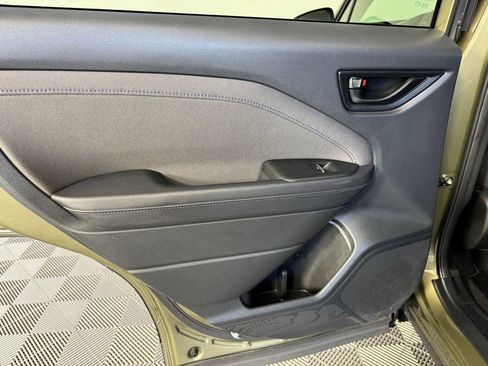 Used 2025 Subaru Forester Premium w/ Convenience Package #1 image 21