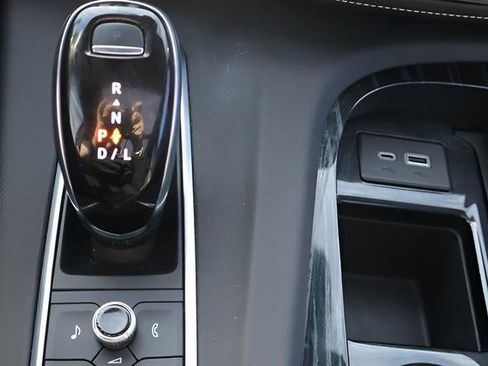 Used 2022 Cadillac Escalade ESV Sport w/ Touring Package image 19