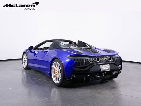 New 2025 McLaren Artura Spider RWD image 3