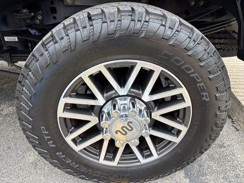 Used 2017 Ford F350 King Ranch image 9