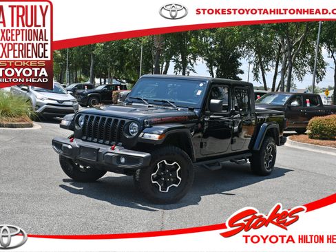 Used 2022 Jeep Gladiator Rubicon w/ Cold Weather Group AWD/4WD image 1