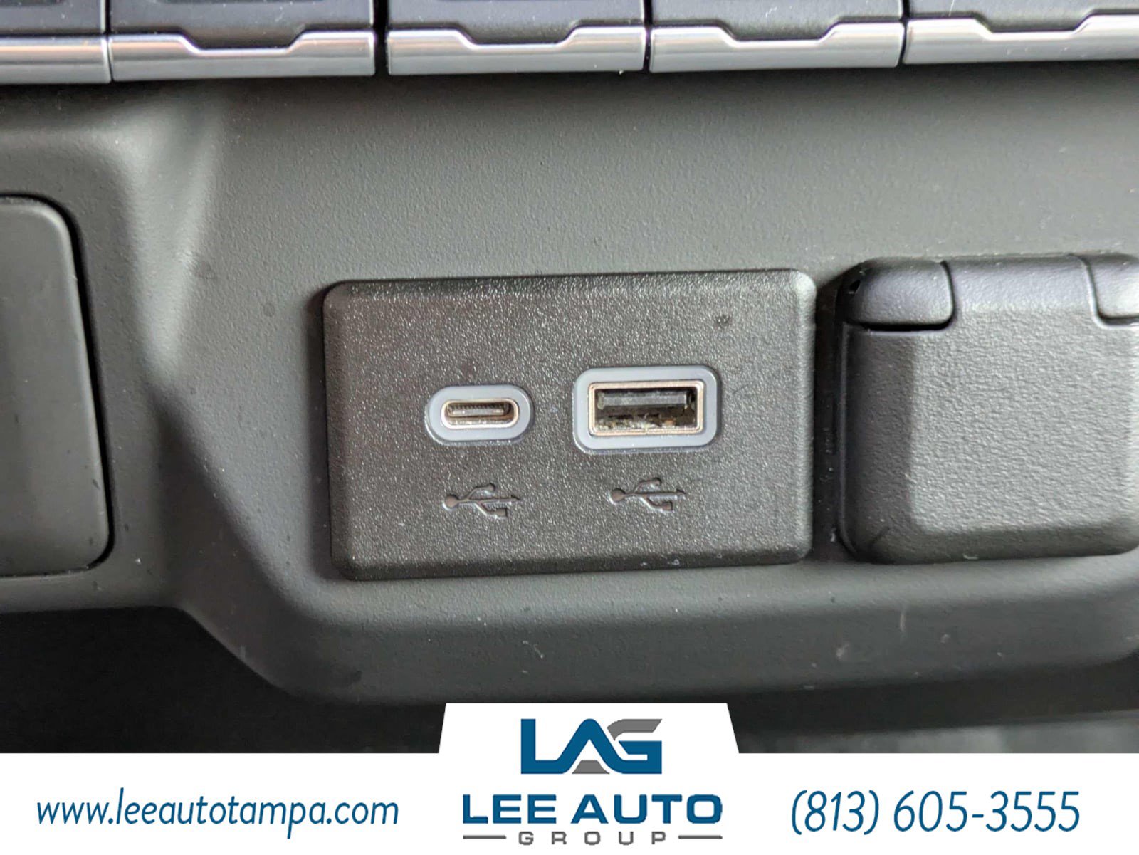 Used 2021 Chevrolet Silverado 1500 Custom Trail Boss w/ LPO, Dark Essentials Package AWD/4WD image 18
