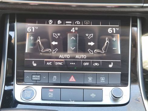 Used 2023 Audi Q8 Premium AWD/4WD image 20