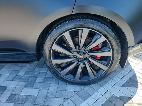 New 2026 Land Rover Range Rover SV AWD/4WD image 14