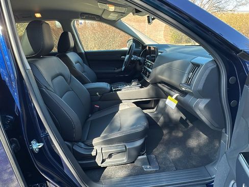 New 2026 Nissan Pathfinder SL AWD/4WD image 8