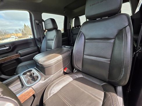 Used 2023 GMC Sierra 3500 Denali w/ Technology Package image 25