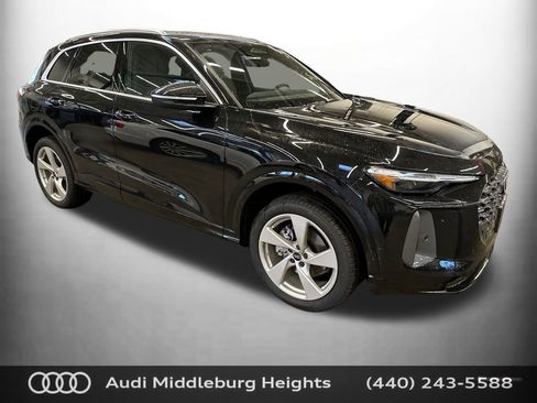 New 2025 Audi Q5 Premium Plus image 1