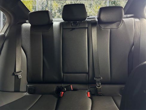 Used 2017 BMW 330i xDrive Sedan image 14