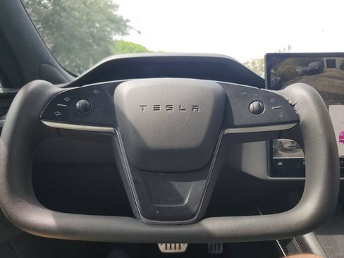 Used 2021 Tesla Model S Plaid AWD/4WD image 22