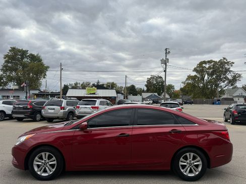 Used 2013 Hyundai Sonata GLS w/ Popular Equipment Pkg image 2