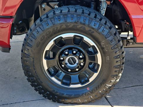 New 2026 Ford F250 Platinum w/ Tremor Off-Road Package image 37