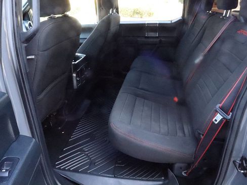 Used 2018 Ford F150 XLT w/ Equipment Group 302A Luxury image 10