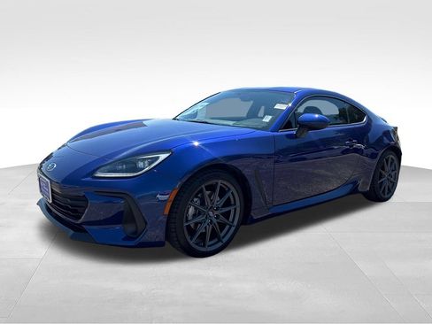 Used 2024 Subaru BRZ Limited RWD image 3