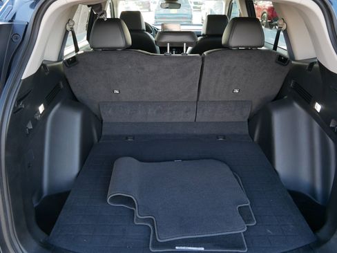 Used 2023 Honda CR-V EX-L image 18