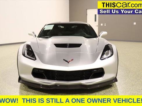 Used 2016 Chevrolet Corvette Z06 w/ 3LZ Preferred Equipment Group image 2