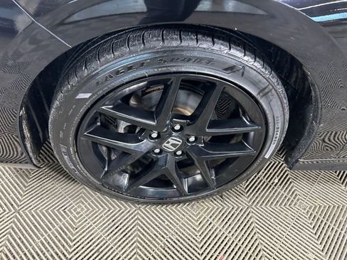Used 2023 Honda Civic Sport image 11