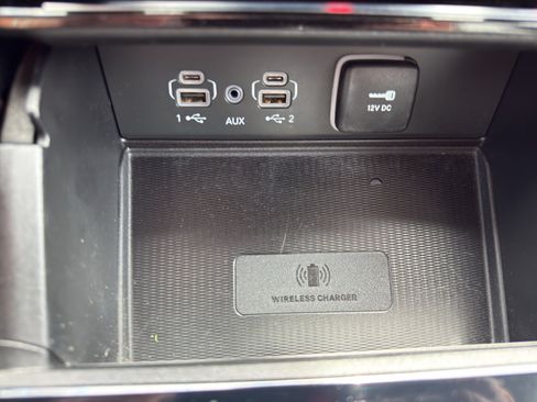Used 2023 Jeep Grand Cherokee L Limited w/ Luxury Tech Group II AWD/4WD image 20