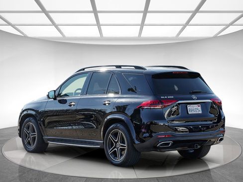 Used 2021 Mercedes-Benz GLE 350 4MATIC image 2