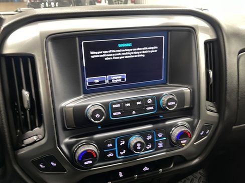 Used 2017 Chevrolet Silverado 1500 LT w/ All Star Edition AWD/4WD image 8