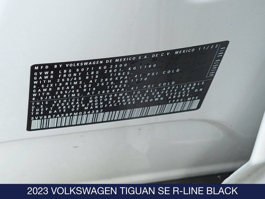 Certified 2023 Volkswagen Tiguan SE R-Line AWD/4WD image 34