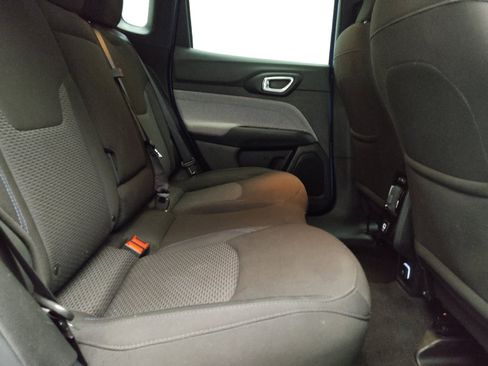 Used 2025 Jeep Compass Sport AWD/4WD image 19