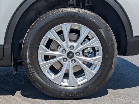 Used 2025 Ford Escape Active AWD/4WD image 13