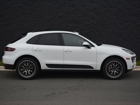 Used 2018 Porsche Macan S AWD/4WD image 8