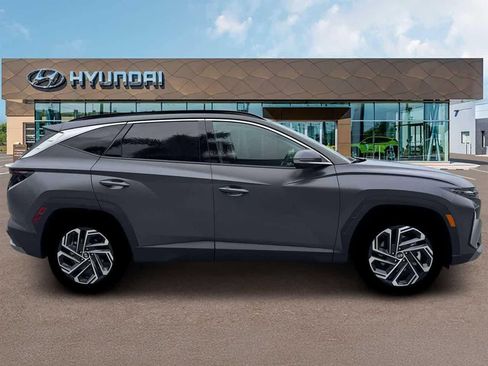 New 2026 Hyundai Tucson Limited image 9