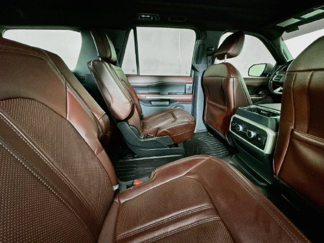Used 2022 Ford Expedition Limited AWD/4WD image 23