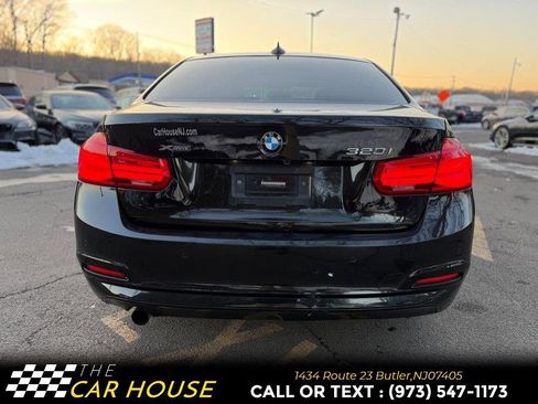 Used 2017 BMW 320i xDrive Sedan image 10