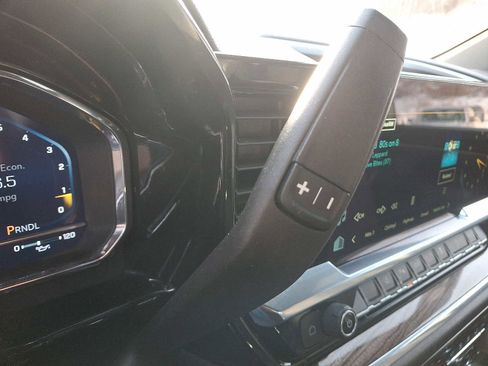 Used 2024 Chevrolet Silverado 2500 LT w/ Midnight Edition image 14