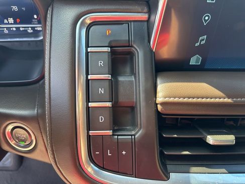 Used 2023 Chevrolet Tahoe Z71 w/ Luxury Package image 51