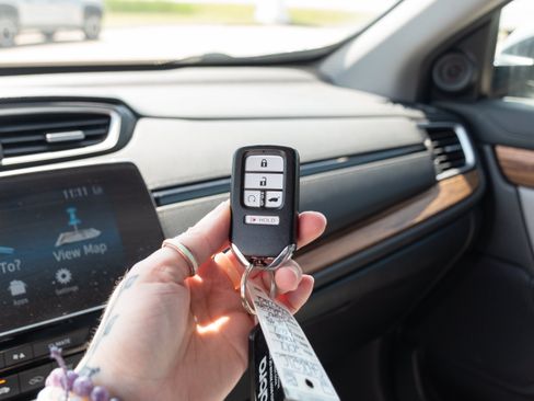 Used 2017 Honda CR-V Touring image 16