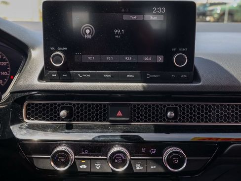 Used 2025 Honda Civic Sport image 28