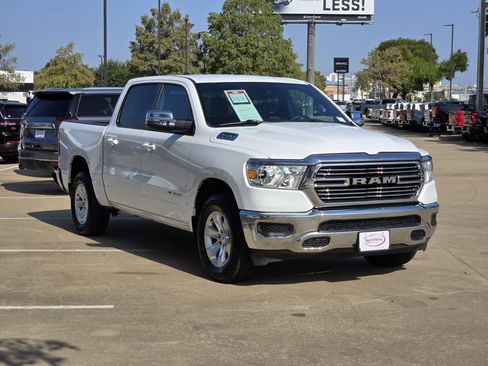 Used 2024 RAM 1500 Laramie RWD image 3