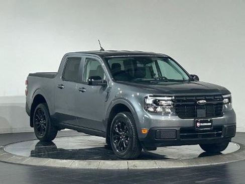 Certified 2023 Ford Maverick Lariat FWD image 2