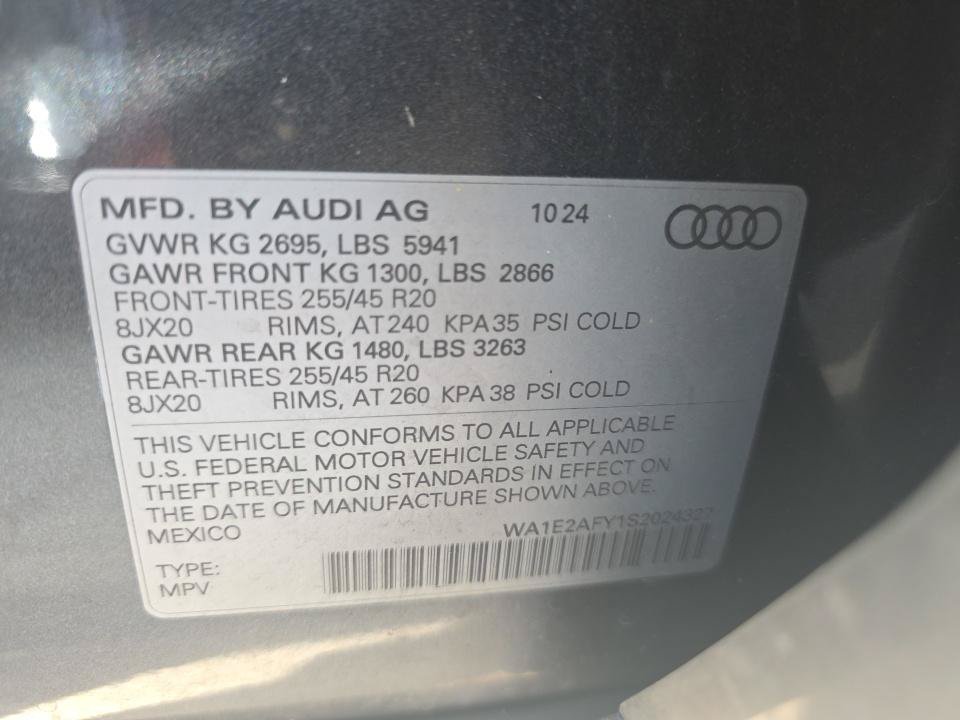 Used 2025 Audi Q5 e Premium Plus AWD/4WD image 14