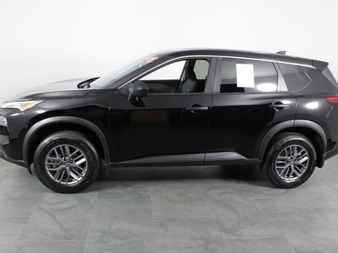 Used 2021 Nissan Rogue S FWD image 11