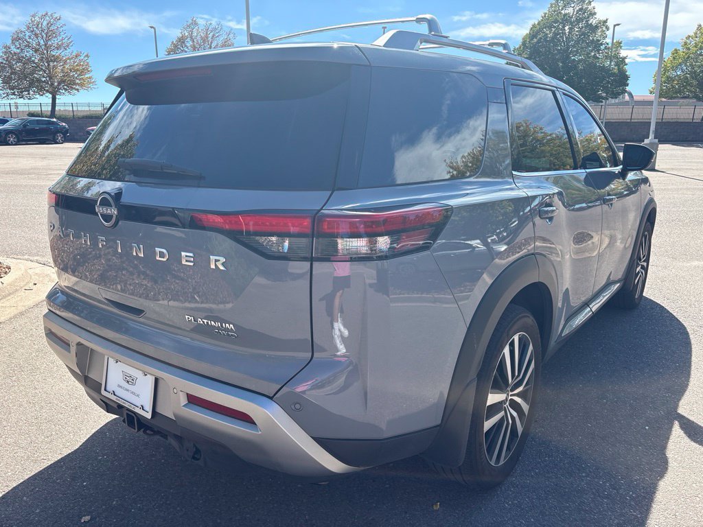 Used 2025 Nissan Pathfinder Platinum AWD/4WD image 5