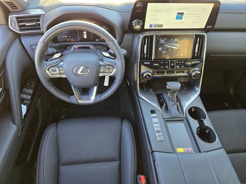 New 2026 Lexus LX 600 4WD w/ Luxury Package image 9