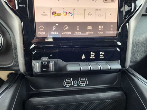 New 2026 RAM 1500 Laramie w/ Night Edition AWD/4WD image 21