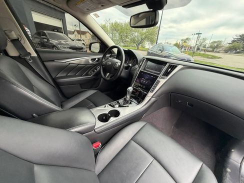 Used 2017 INFINITI Q50 Signature Edition w/ All Weather Package (L93) image 15