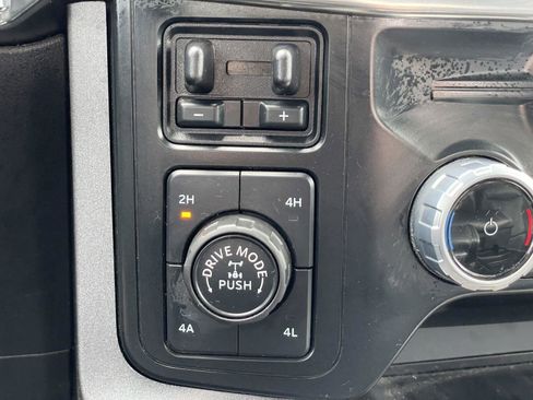 Used 2023 Ford F150 Lariat w/ Equipment Group 502A High AWD/4WD image 26